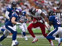 IM电竞官网-冰岛对阵秘鲁，佩德里冠军级表现改写北欧神话