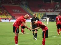 IM英雄联盟竞猜-亚冠比赛中球员传球技术得到赞誉