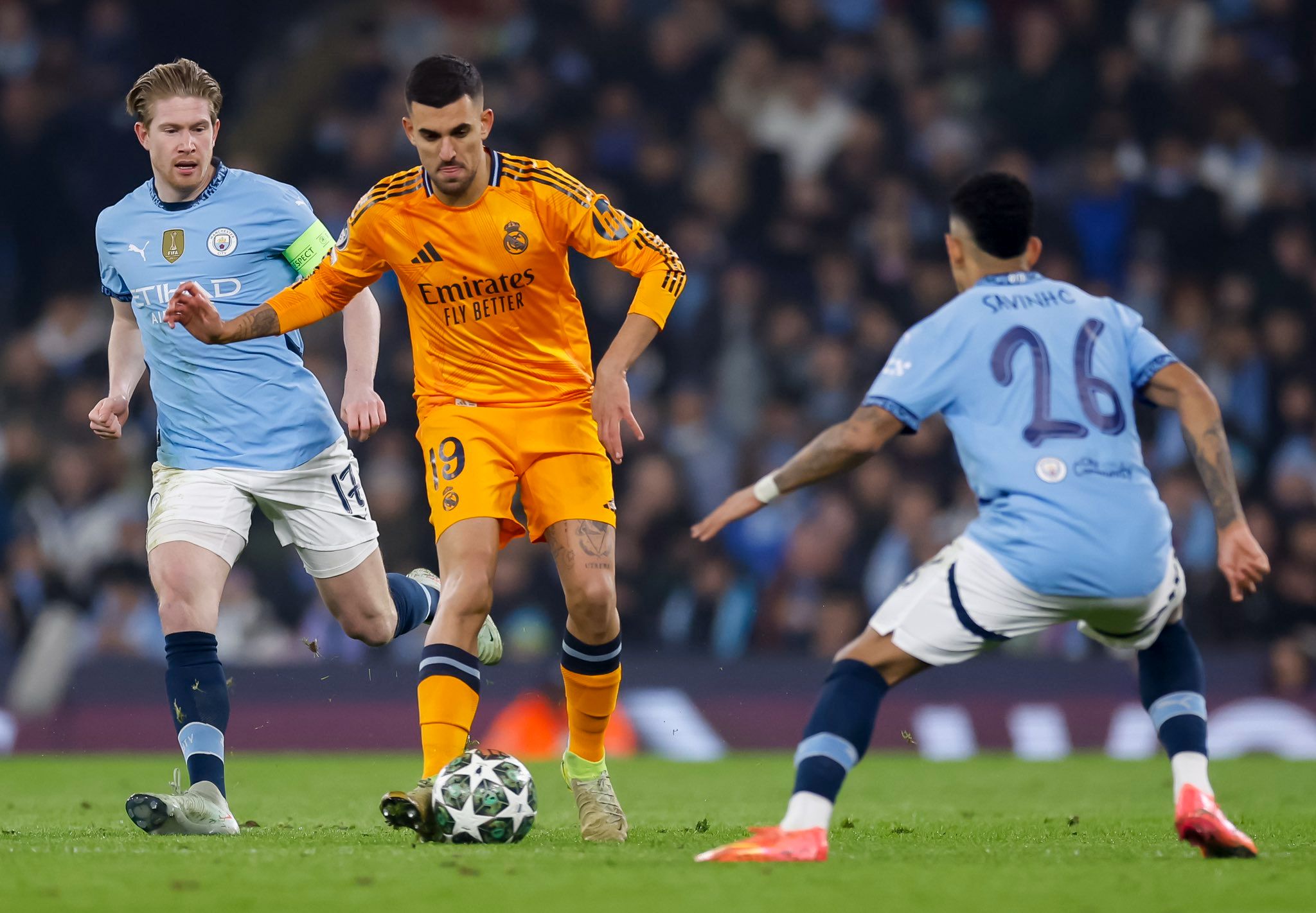 曼城客场憾负皇马,遗憾止步欧冠四强 曼城客场憾负皇马,遗憾止步欧冠四强