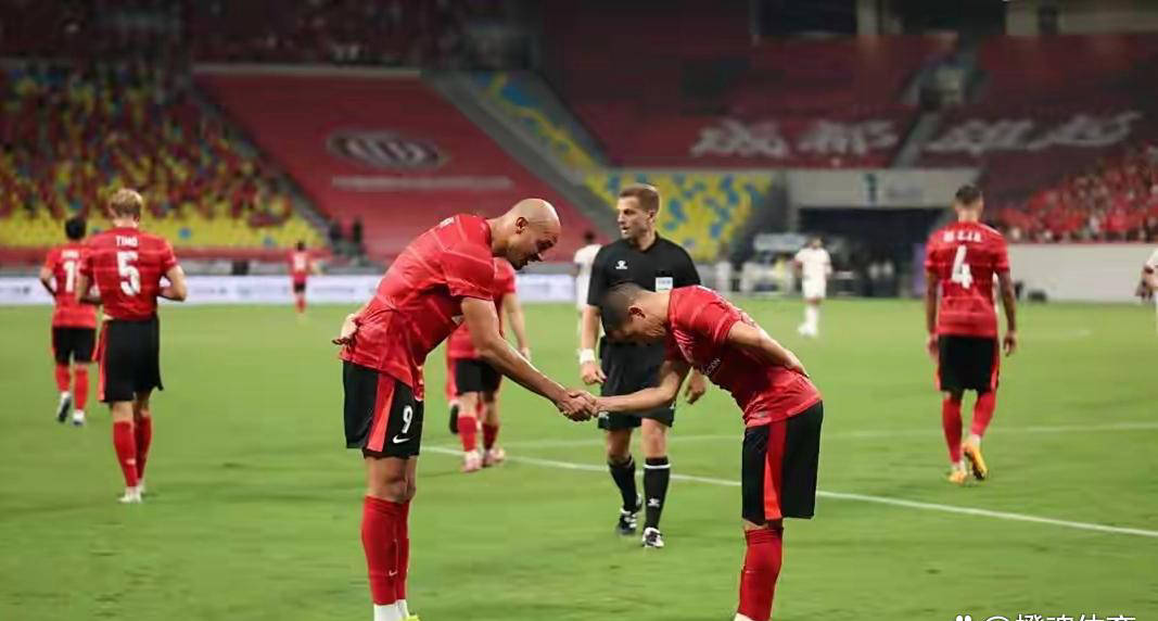 亚冠比赛中球员传球技术得到赞誉 亚冠比赛中球员传球技术得到赞誉