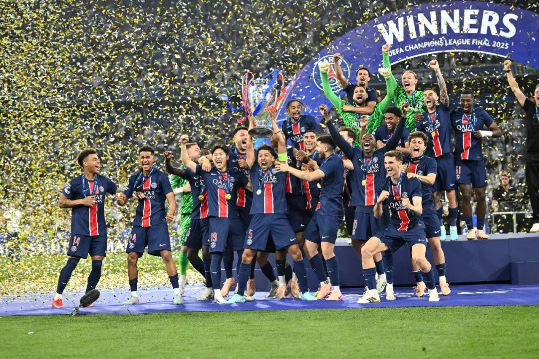 巴萨客场凯旋,球员高位输出还原总冠军气势 巴萨客场凯旋,球员高位输出还原总冠军气势