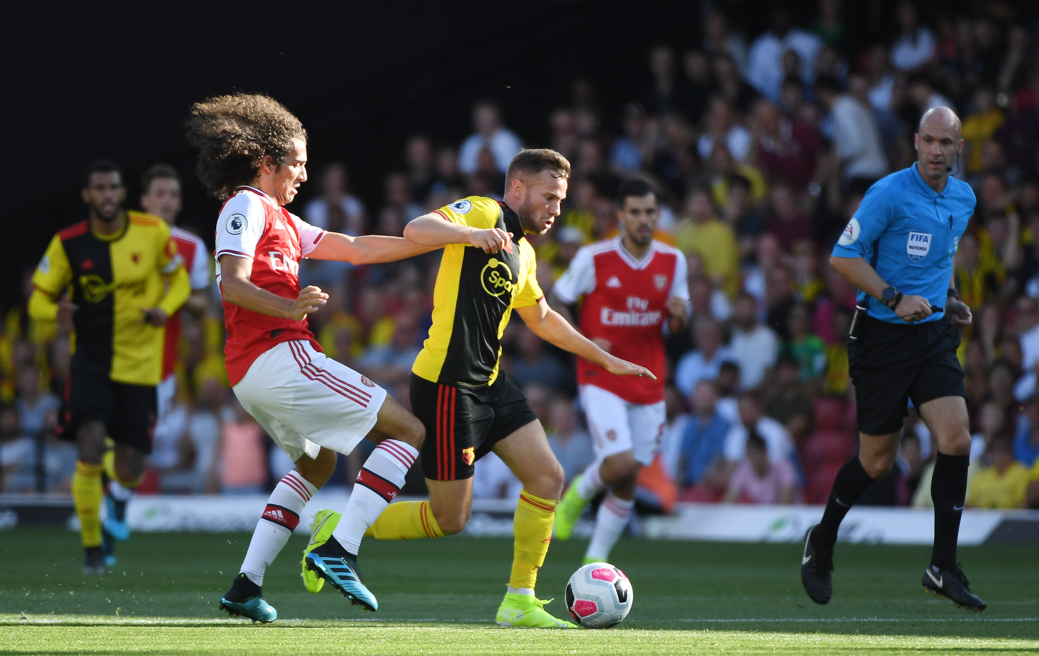 关于魔笛精妙助攻，阿斯顿维拉主场战平沃特福德的信息