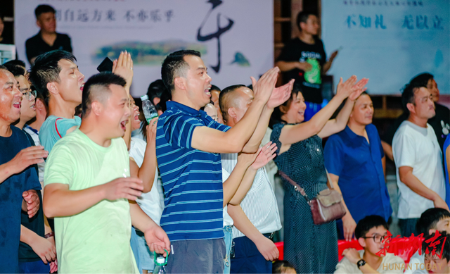 羊北队在比赛中逆转战绩,赢得掌声喝彩 羊北队在比赛中逆转战绩,赢得掌声喝彩