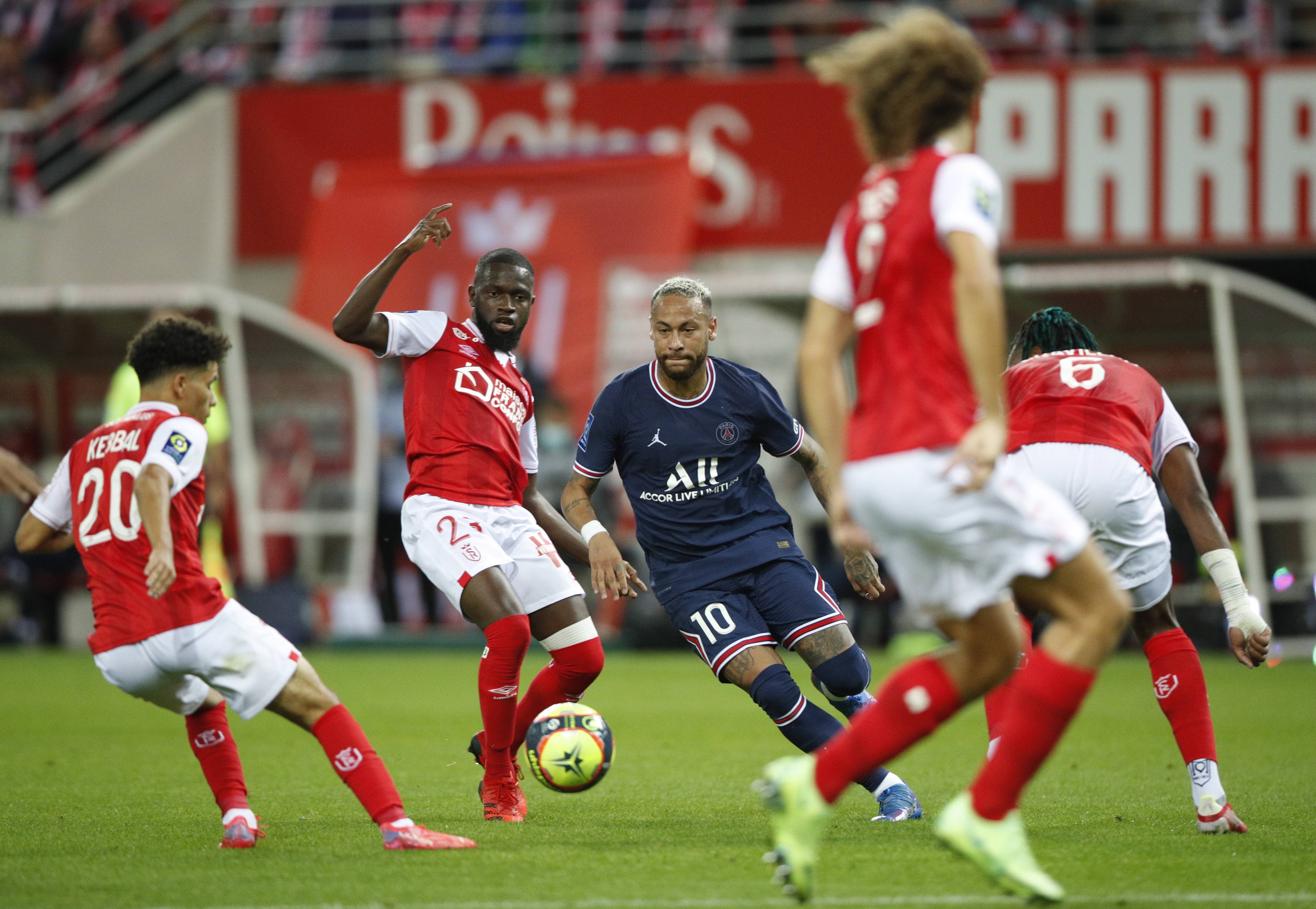 兰斯队取得重要胜利,展现出不服输的品质 兰斯队取得重要胜利,展现出不服输的品质