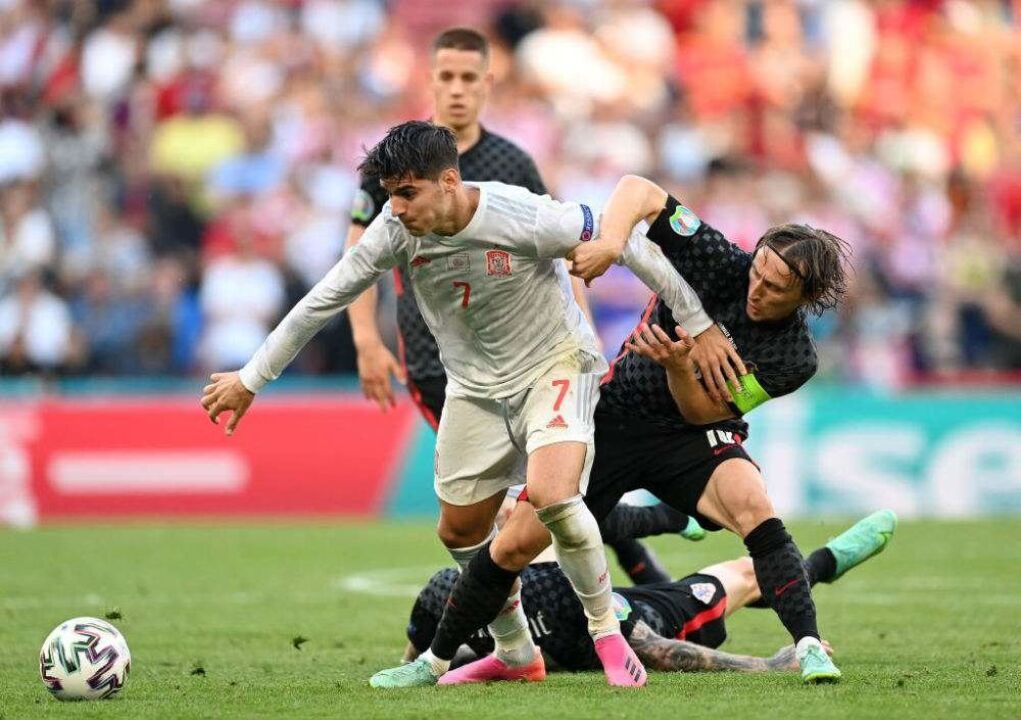 西班牙在欧预赛中轻松战胜克罗地亚 西班牙在欧预赛中轻松战胜克罗地亚