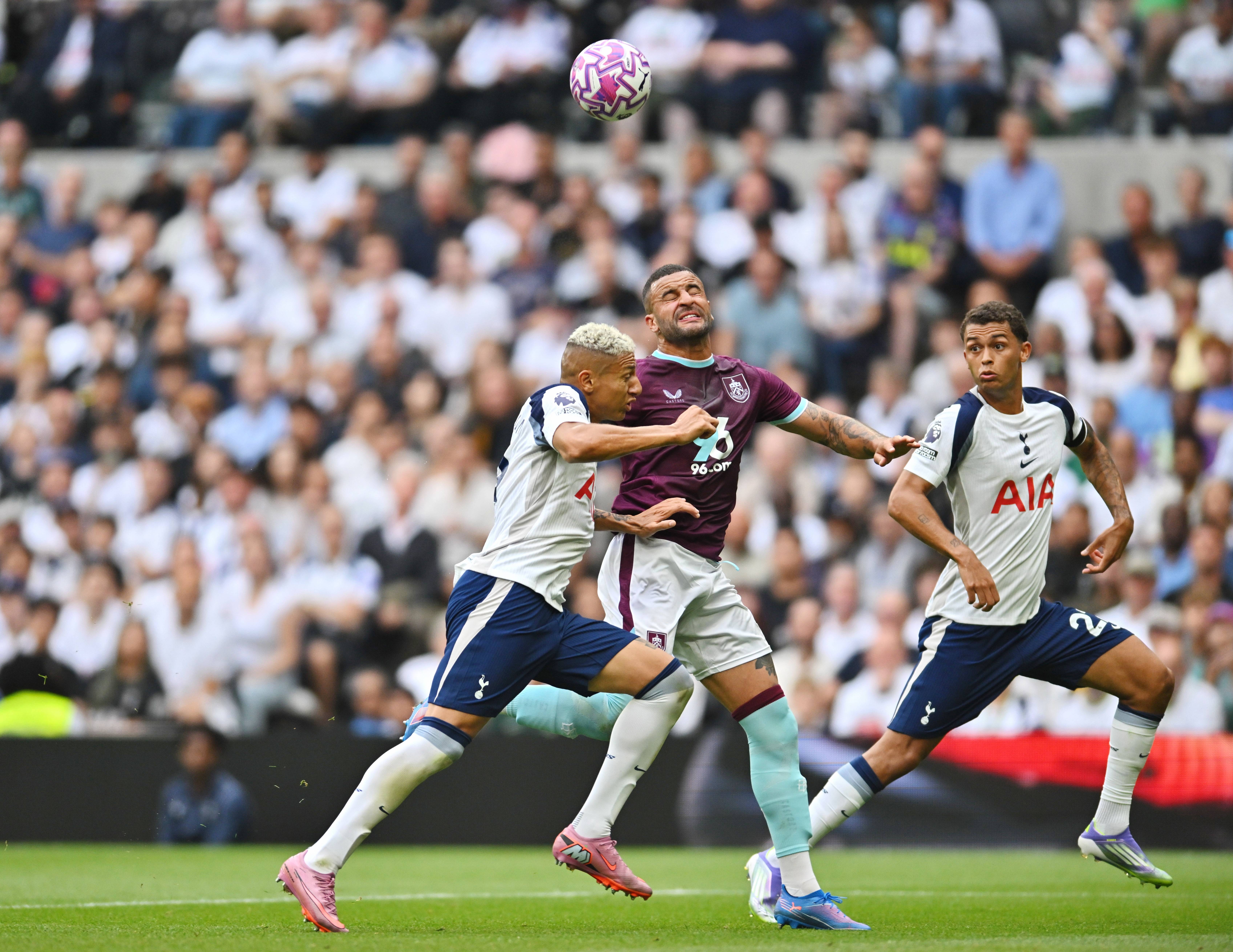 热刺主场击败水晶宫，领先优势继续扩大！的简单介绍