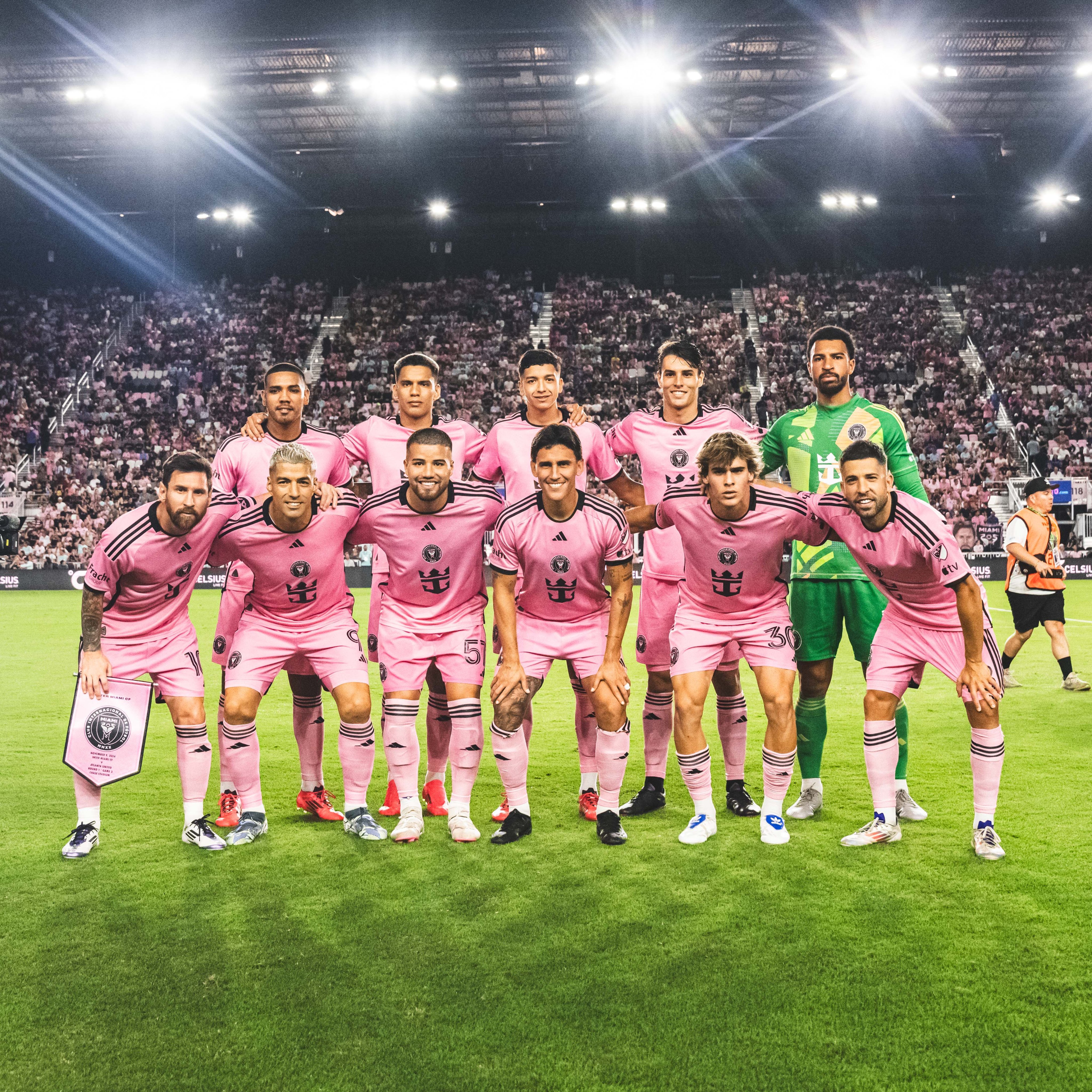 亚特兰大客场大胜，保持领先优势的简单介绍