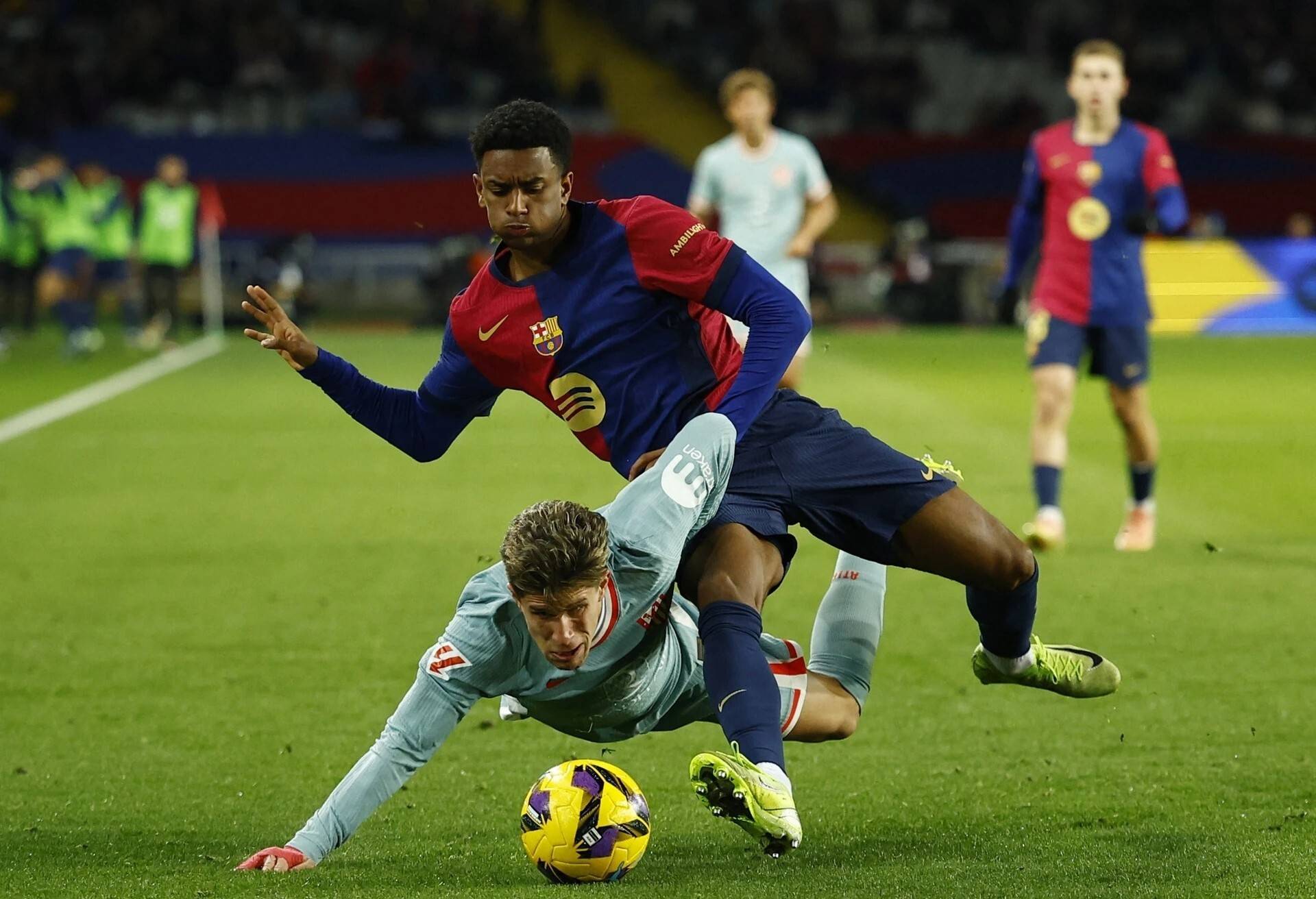 巴塞罗那主帅赞扬球员训练态度，备战全力的简单介绍