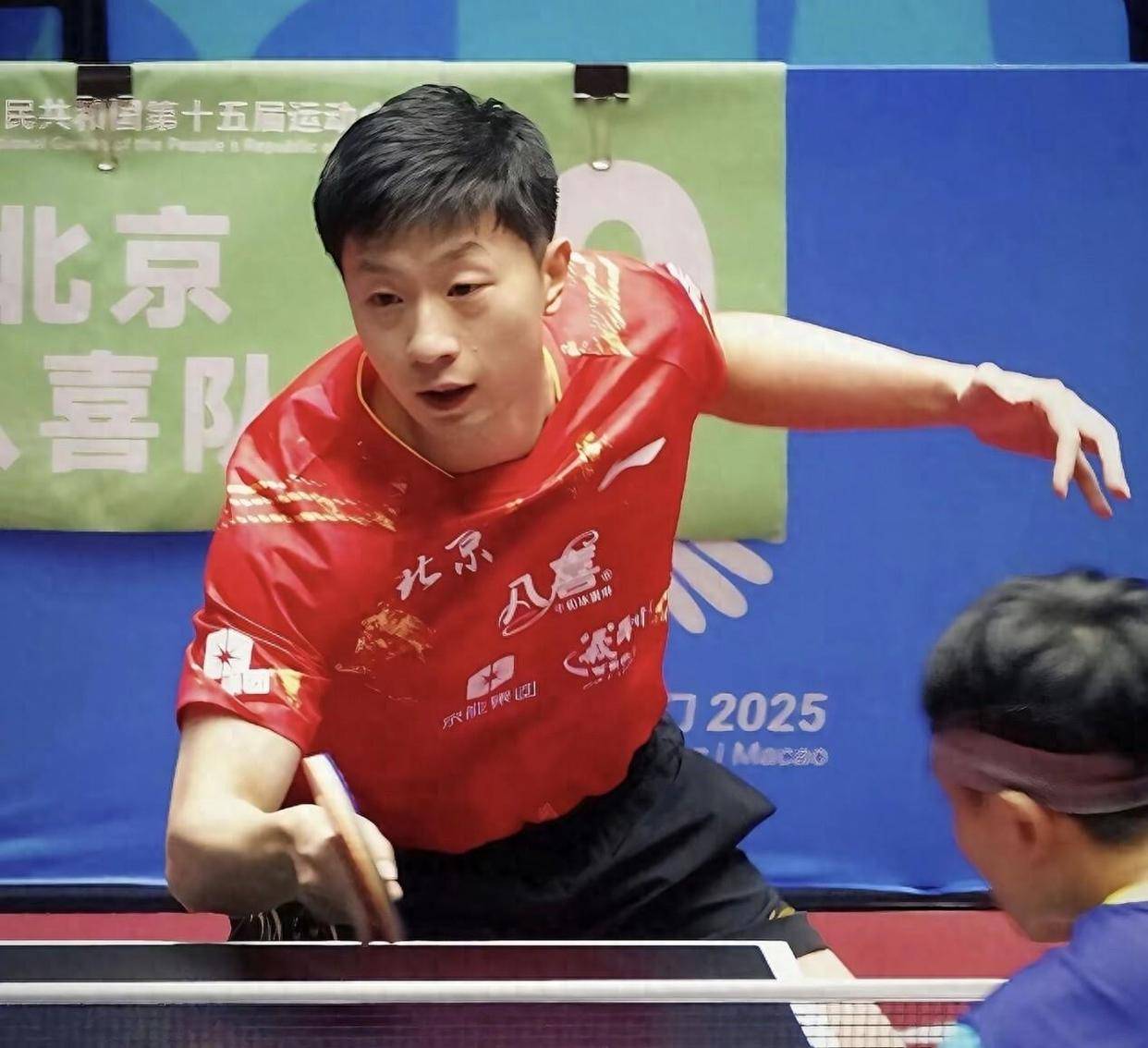 奥地利队力克葡萄牙队，马龙统治全场的简单介绍