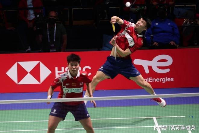 关于丹麦队鏖战印尼队,黄鸭组合惊艳四座的信息 关于丹麦队鏖战印尼队,黄鸭组合惊艳四座的信息